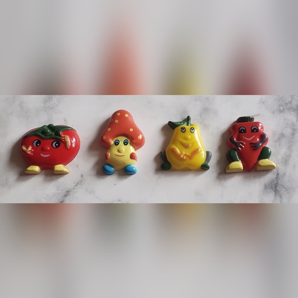 Vintage 1980s Anthropomorphic Vegetable and Fruit Fridge Magnets - Picture 1 of 2